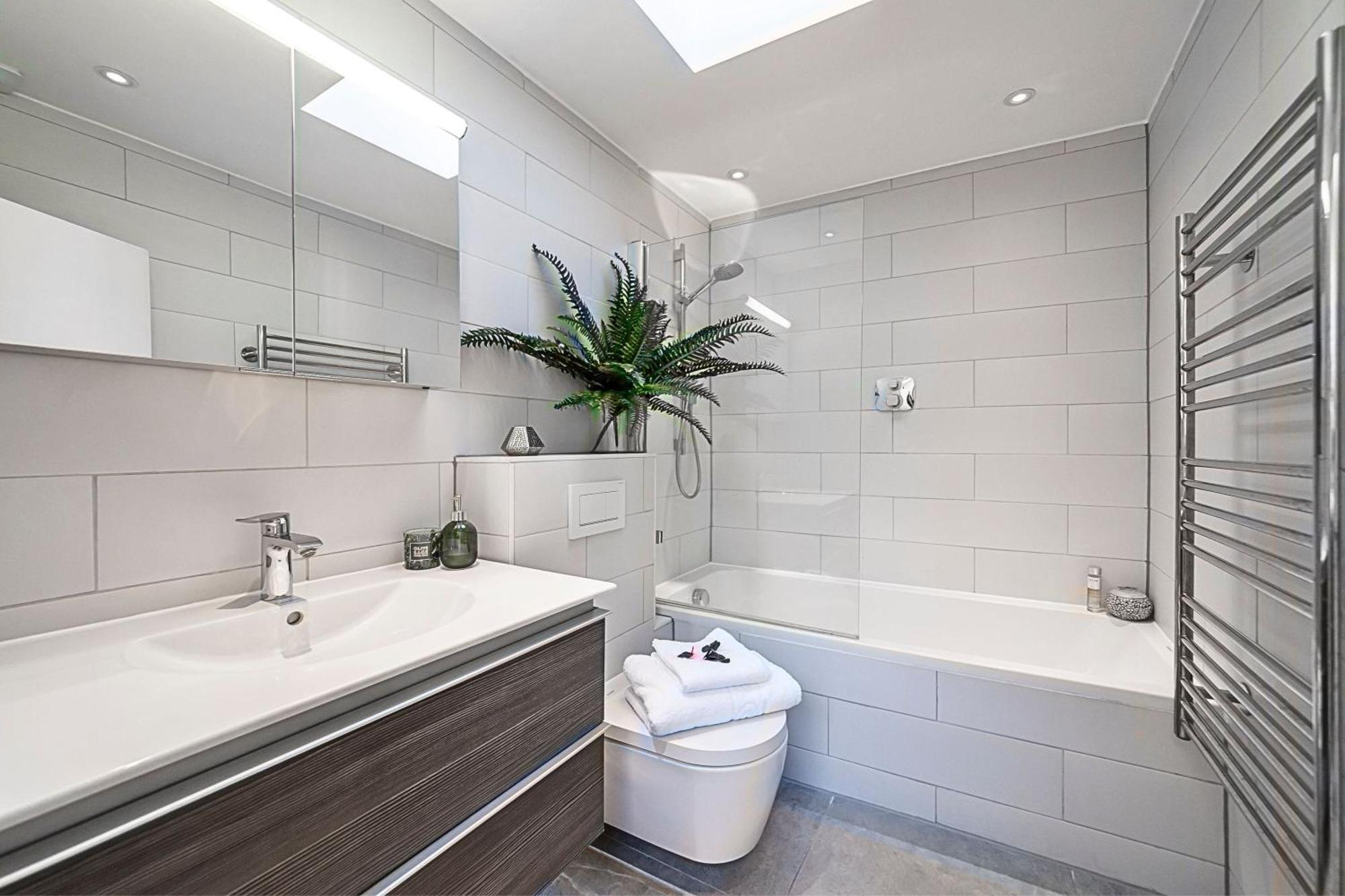 Kensington Oasis Central London 2Br Private House - Near Harrods, Kensington Palace, And Other London Attractions Экстерьер фото
